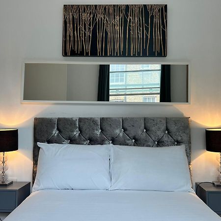 One Bedroom Apartment In Holborn Londra Esterno foto