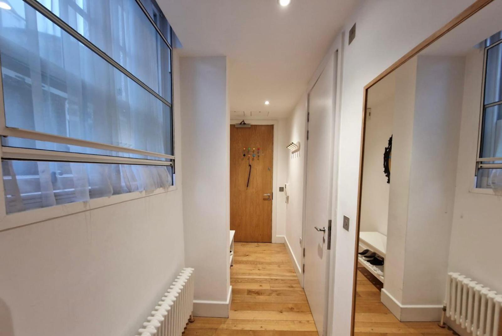 One Bedroom Apartment In Holborn Londra Esterno foto